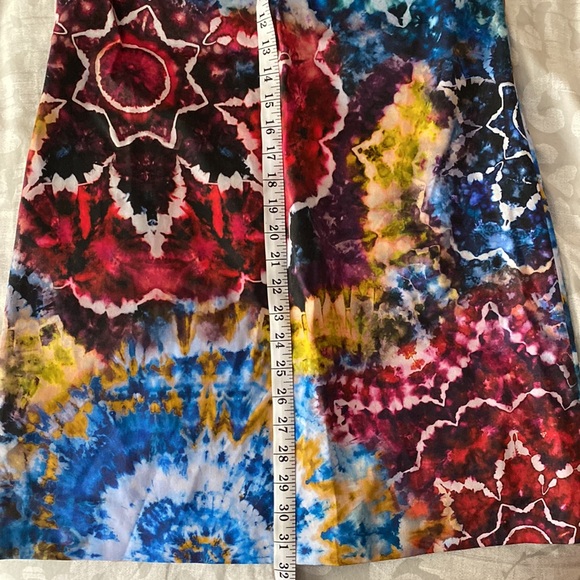 ***Designer*** Alicia Olivia Tie Dye Kaleidoscope mini dress designer| Luxury - Picture 14 of 14